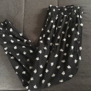 NWOT Floral Print Pant